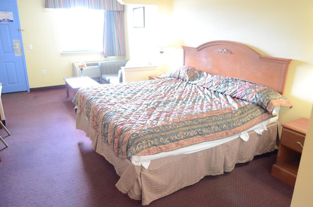 America'S Best Value Inn & Suites - Rosenberg/Houston Eksteriør billede